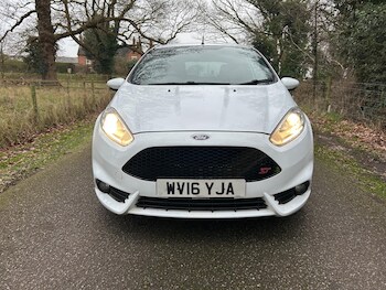 Used Ford Fiesta 2016 for sale - 77331724: Photo