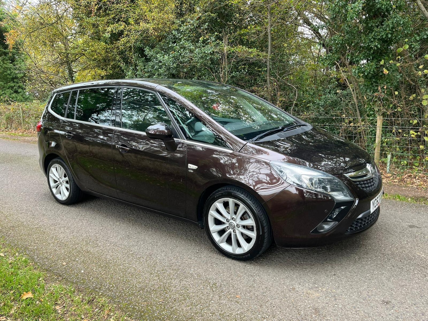 Used Vauxhall Zafira Tourer 2013 for sale - 76307310: Photo 1