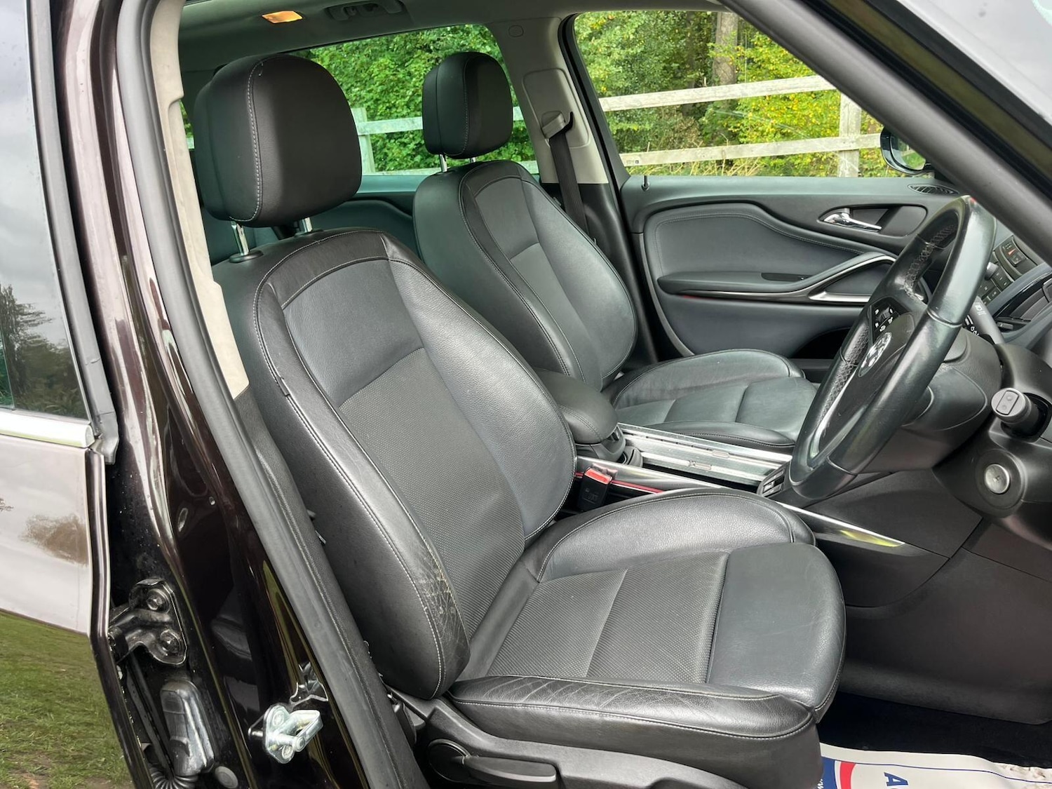 Used Vauxhall Zafira Tourer 2013 for sale - 76307310: Photo 23