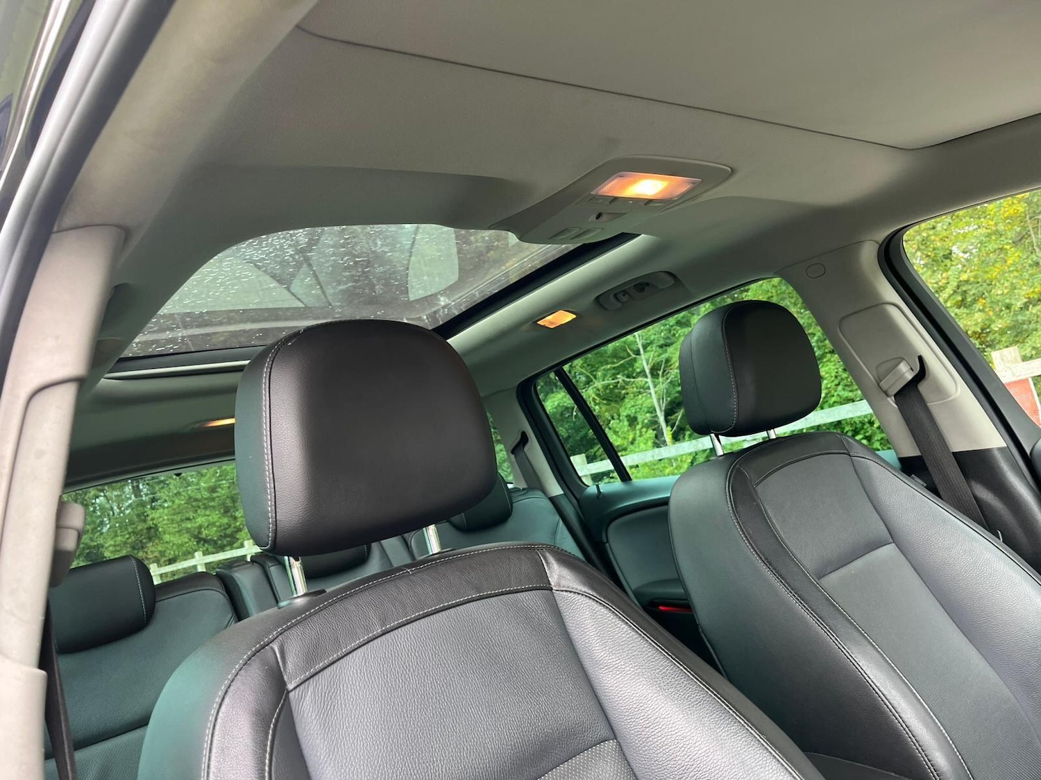 Used Vauxhall Zafira Tourer 2013 for sale - 76307310: Photo 26