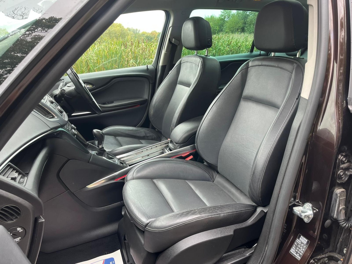 Used Vauxhall Zafira Tourer 2013 for sale - 76307310: Photo 28