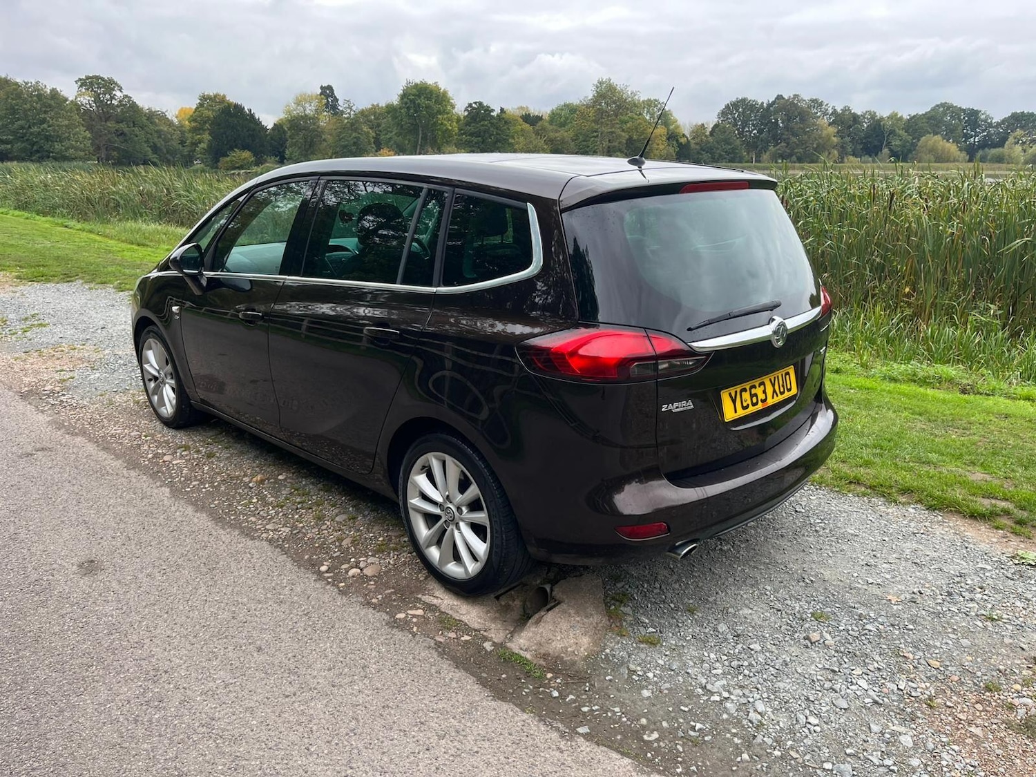 Used Vauxhall Zafira Tourer 2013 for sale - 76307310: Photo 5