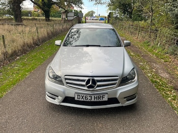Used Mercedes-Benz C Class 2013 for sale - 77175494: Photo
