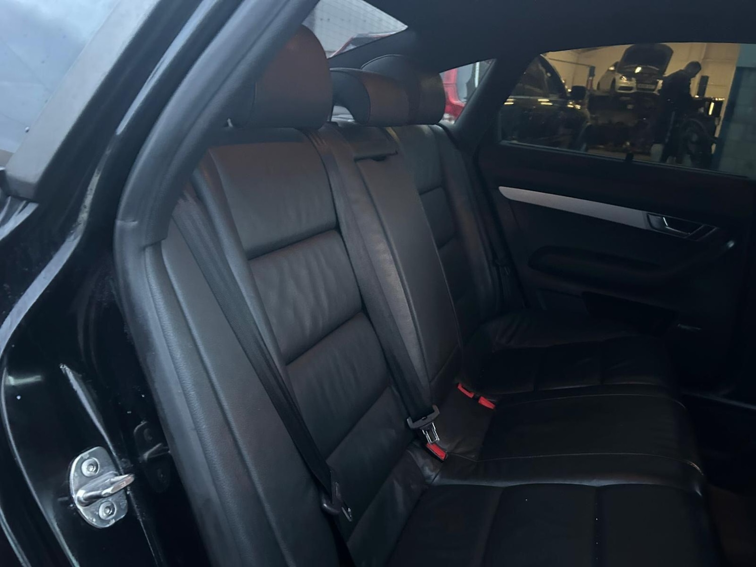 Used Audi A6 Saloon for sale - 76485747: Photo 26