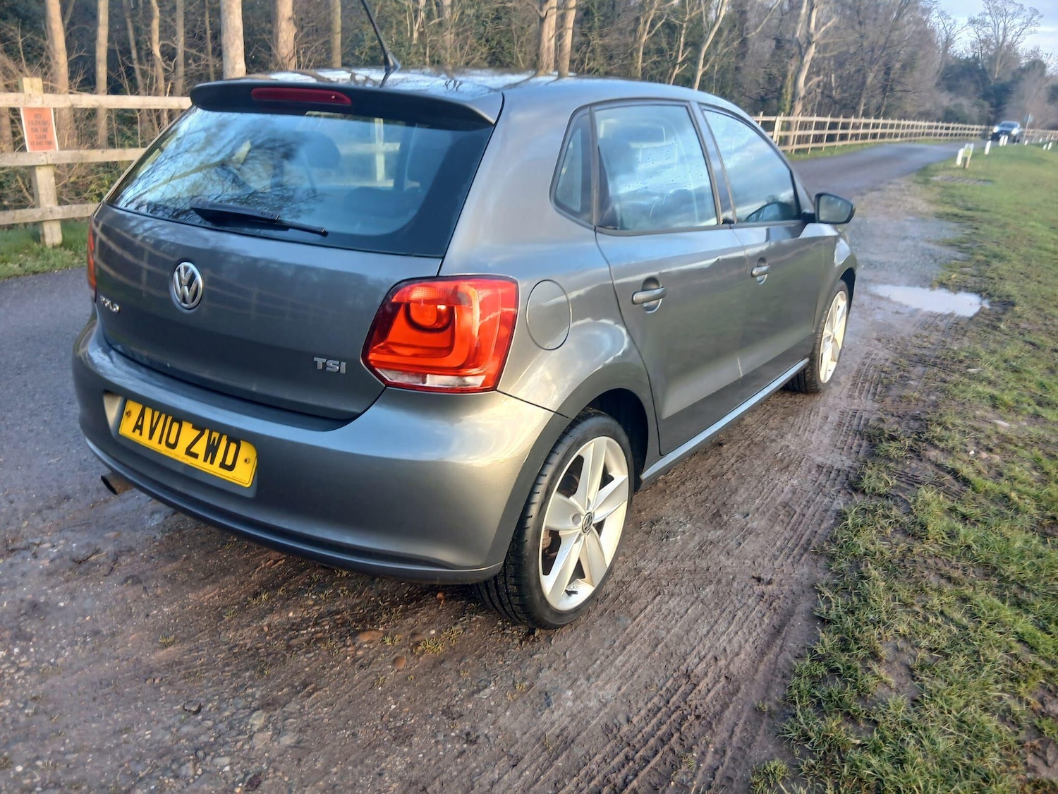 Used Volkswagen Polo 2010 for sale - 77130632: Photo 6
