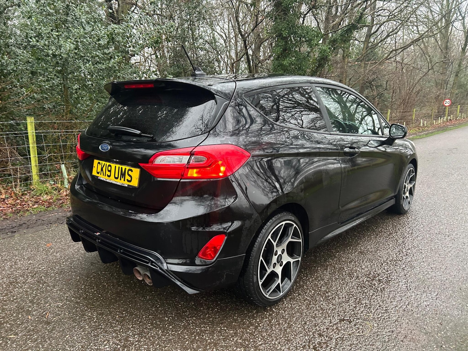 Used Ford Fiesta 2019 for sale - 77468094: Photo 3