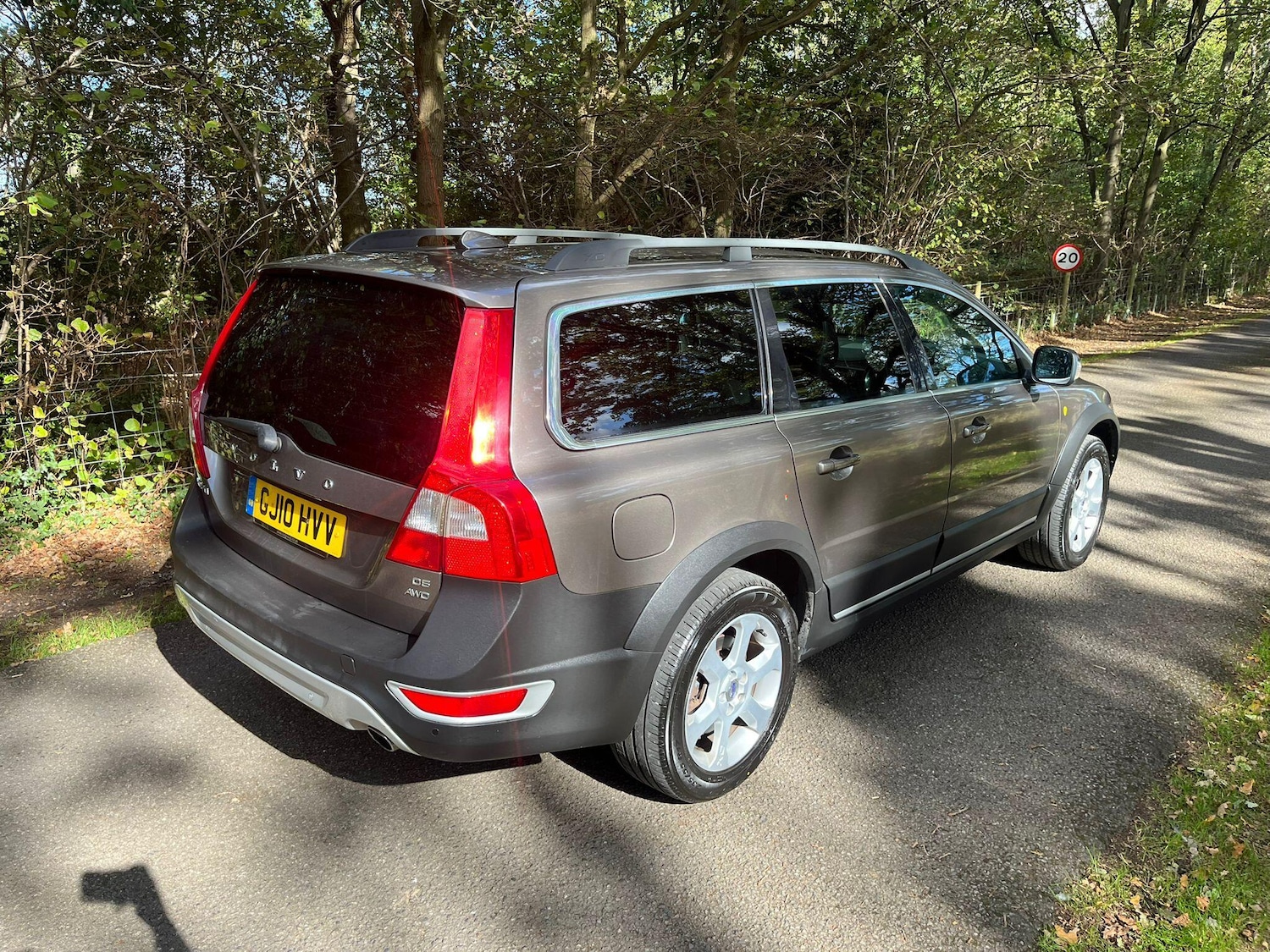 Used Volvo XC70 2010 for sale - 76031652: Photo 12