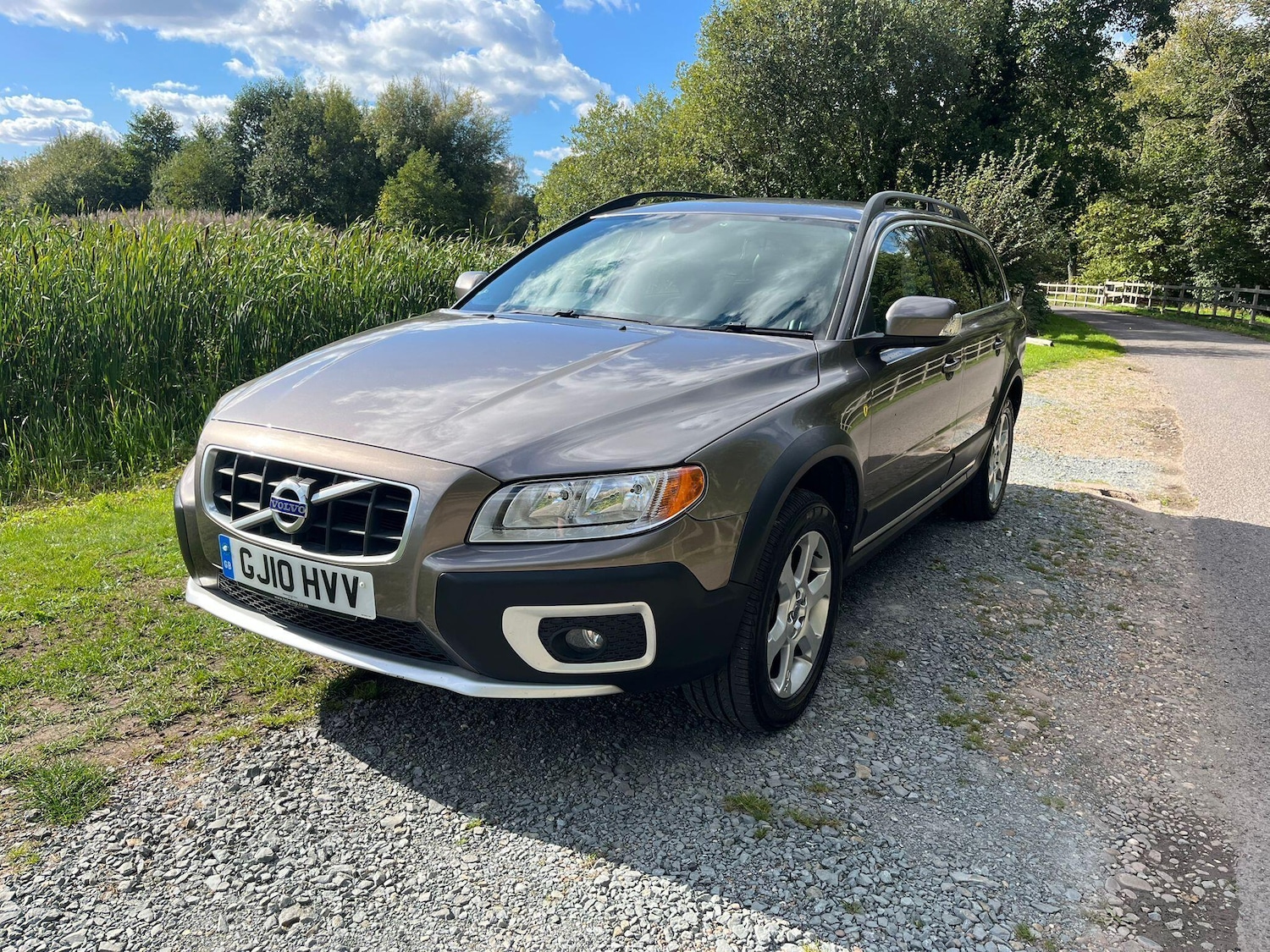 Used Volvo XC70 2010 for sale - 76031652: Photo 17