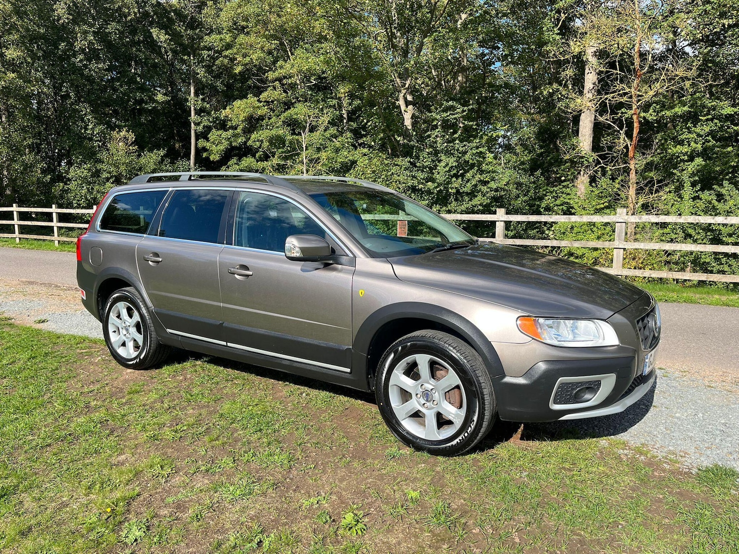 Used Volvo XC70 2010 for sale - 76031652: Photo 21