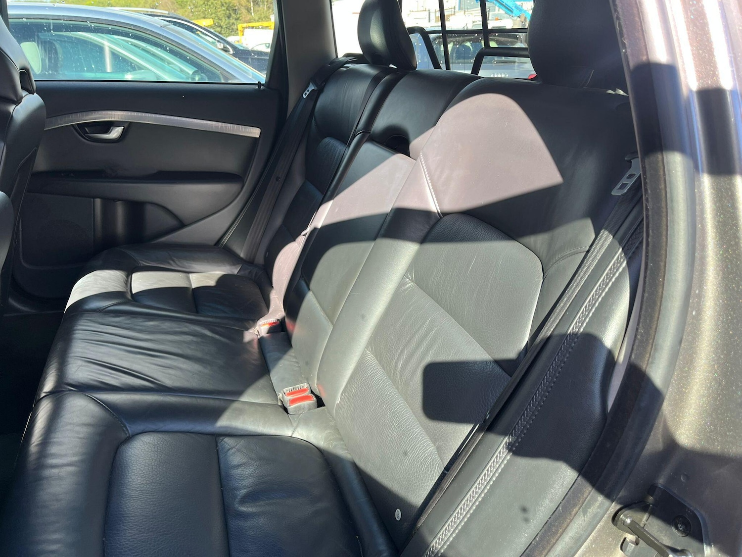 Used Volvo XC70 2010 for sale - 76031652: Photo 26