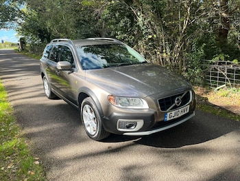 Used Volvo XC70 2010 for sale - 76031652: Photo 2
