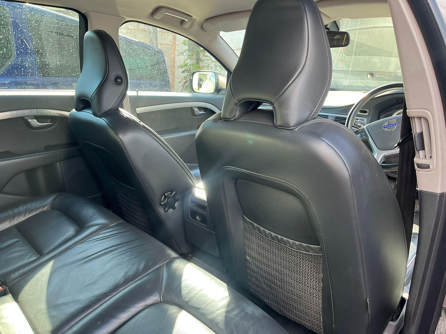 Used Volvo XC70 2010 for sale - 76031652: Photo 30