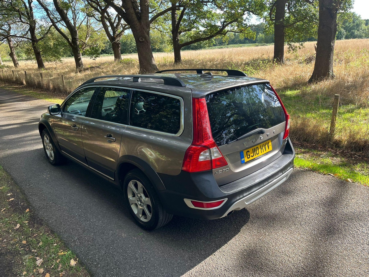 Used Volvo XC70 2010 for sale - 76031652: Photo 8