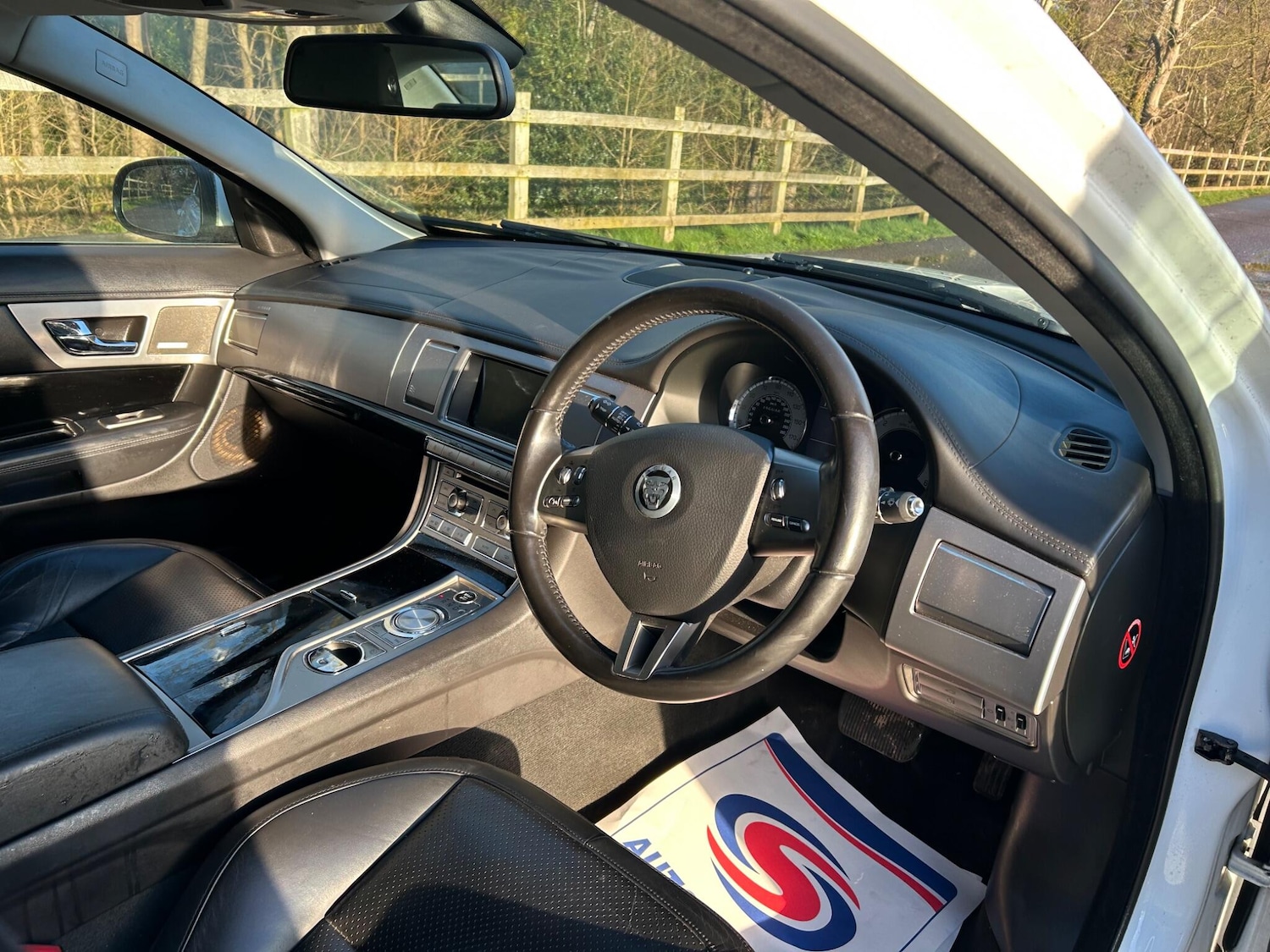 Used Jaguar XF 2010 for sale - 77524158: Photo 33