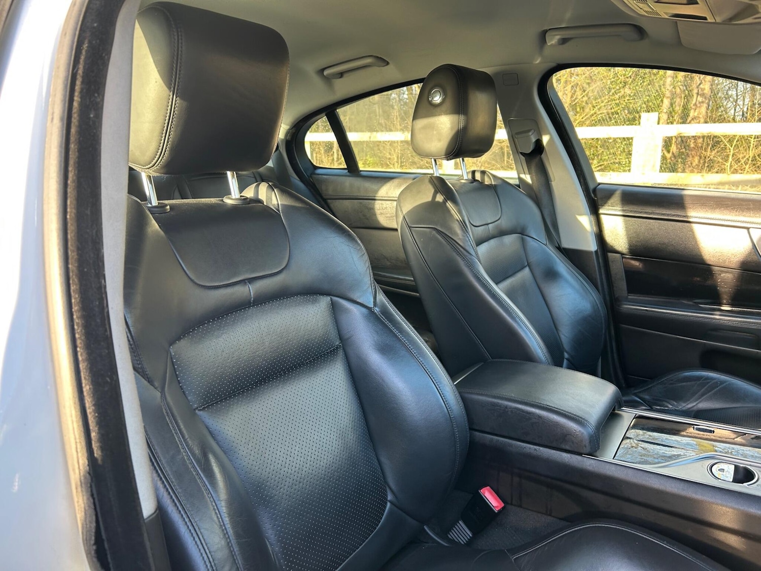 Used Jaguar XF 2010 for sale - 77524158: Photo 36