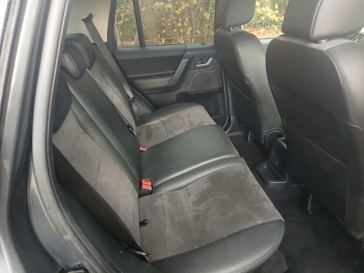 Used Land Rover Freelander 2 2011 for sale - 76360792: Photo 13