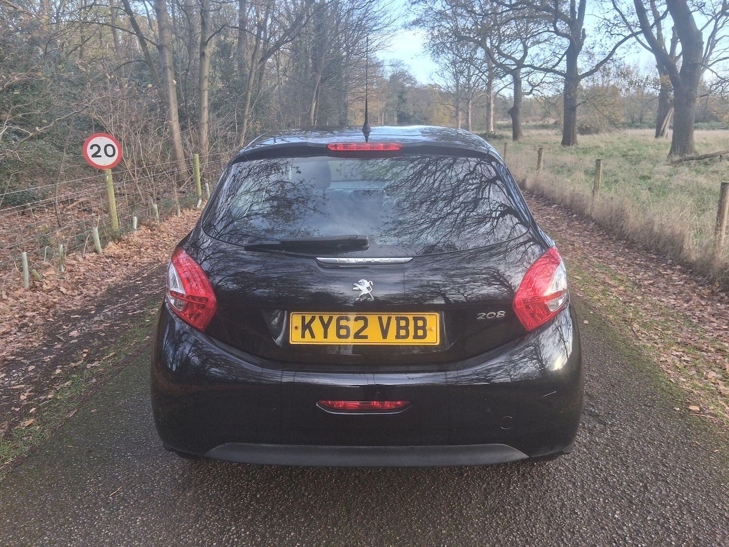 Used Peugeot 208 2013 for sale - 76781602: Photo 13