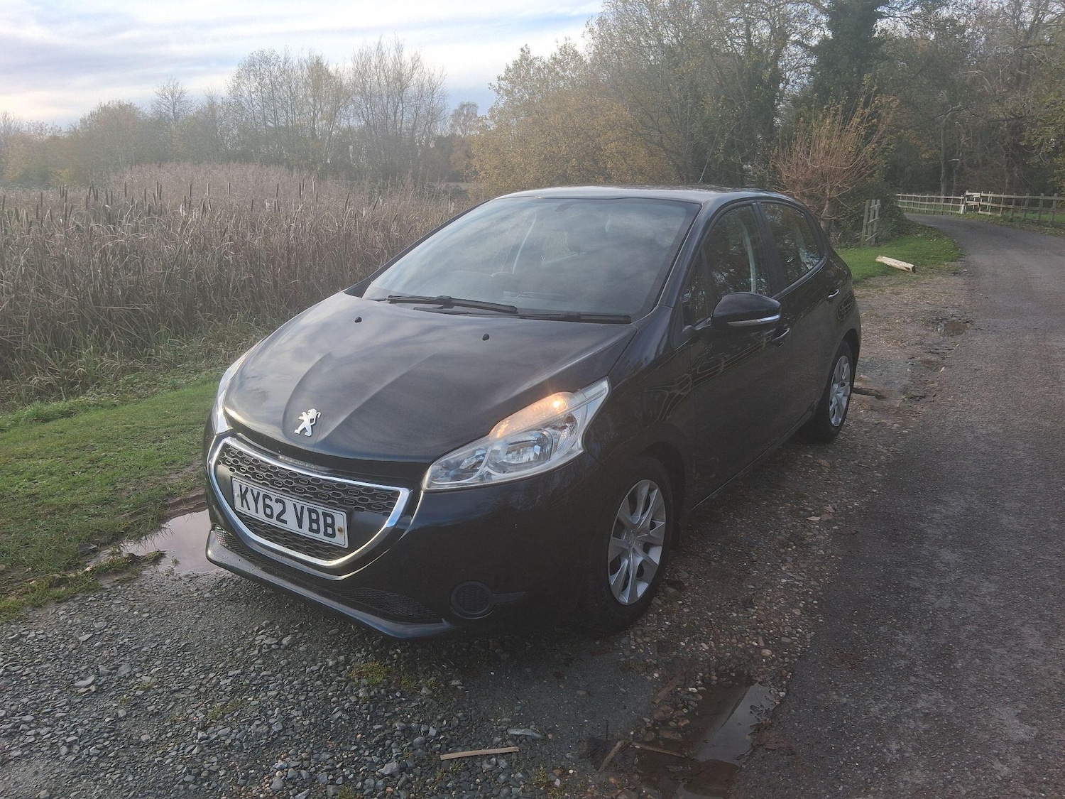 Used Peugeot 208 2013 for sale - 76781602: Photo 9