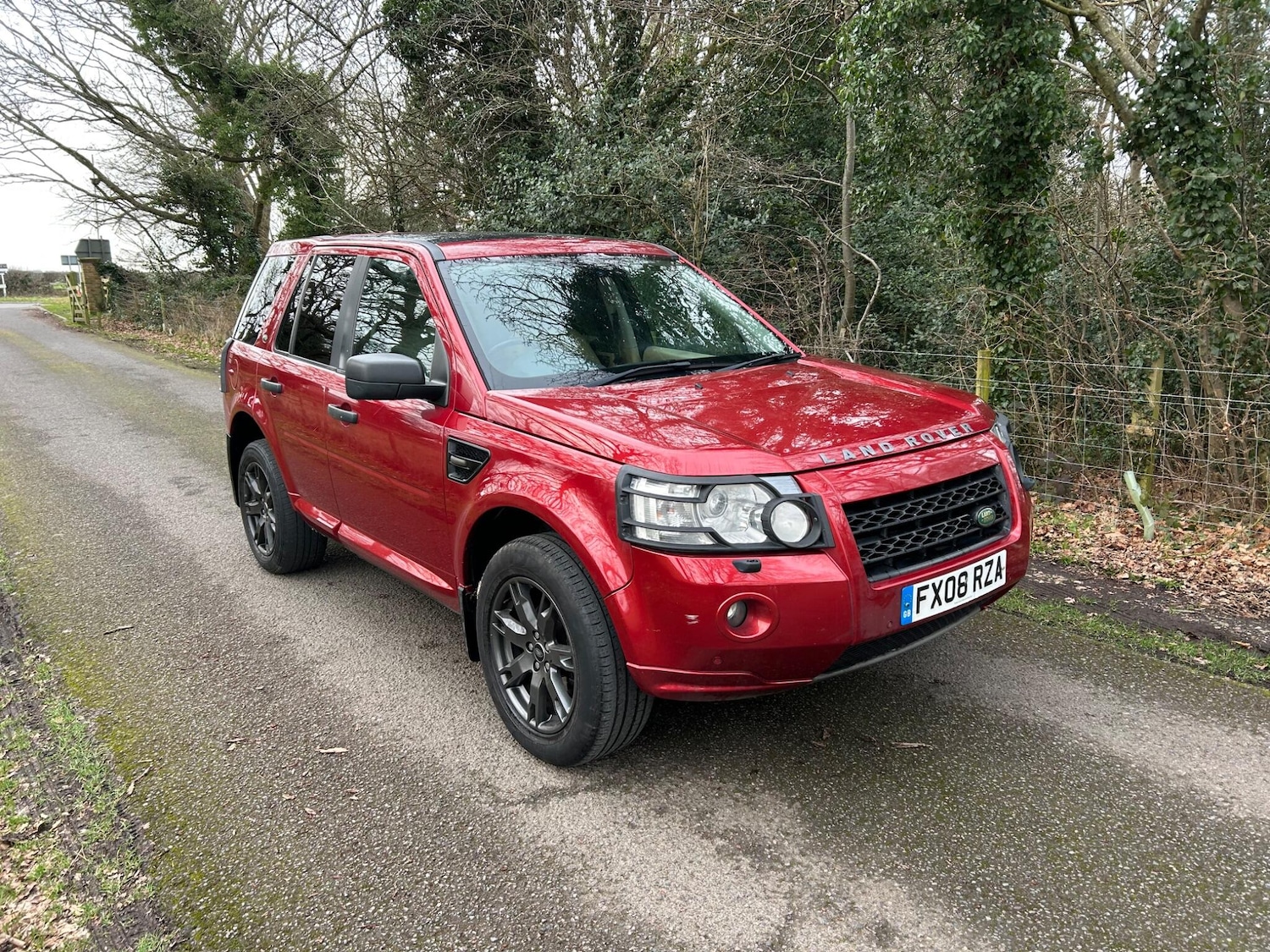 Used Land Rover Freelander 2 for sale - 77585658: Photo 2