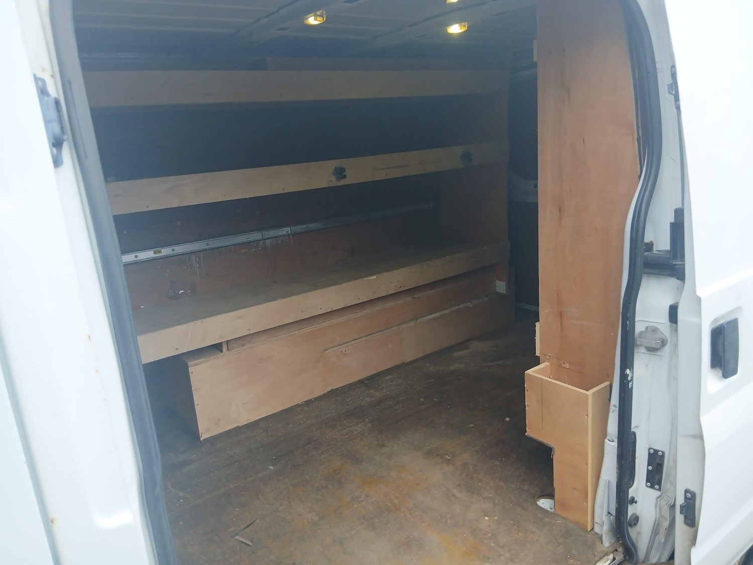 Used Ford Transit 2010 for sale - 77625329: Photo 18