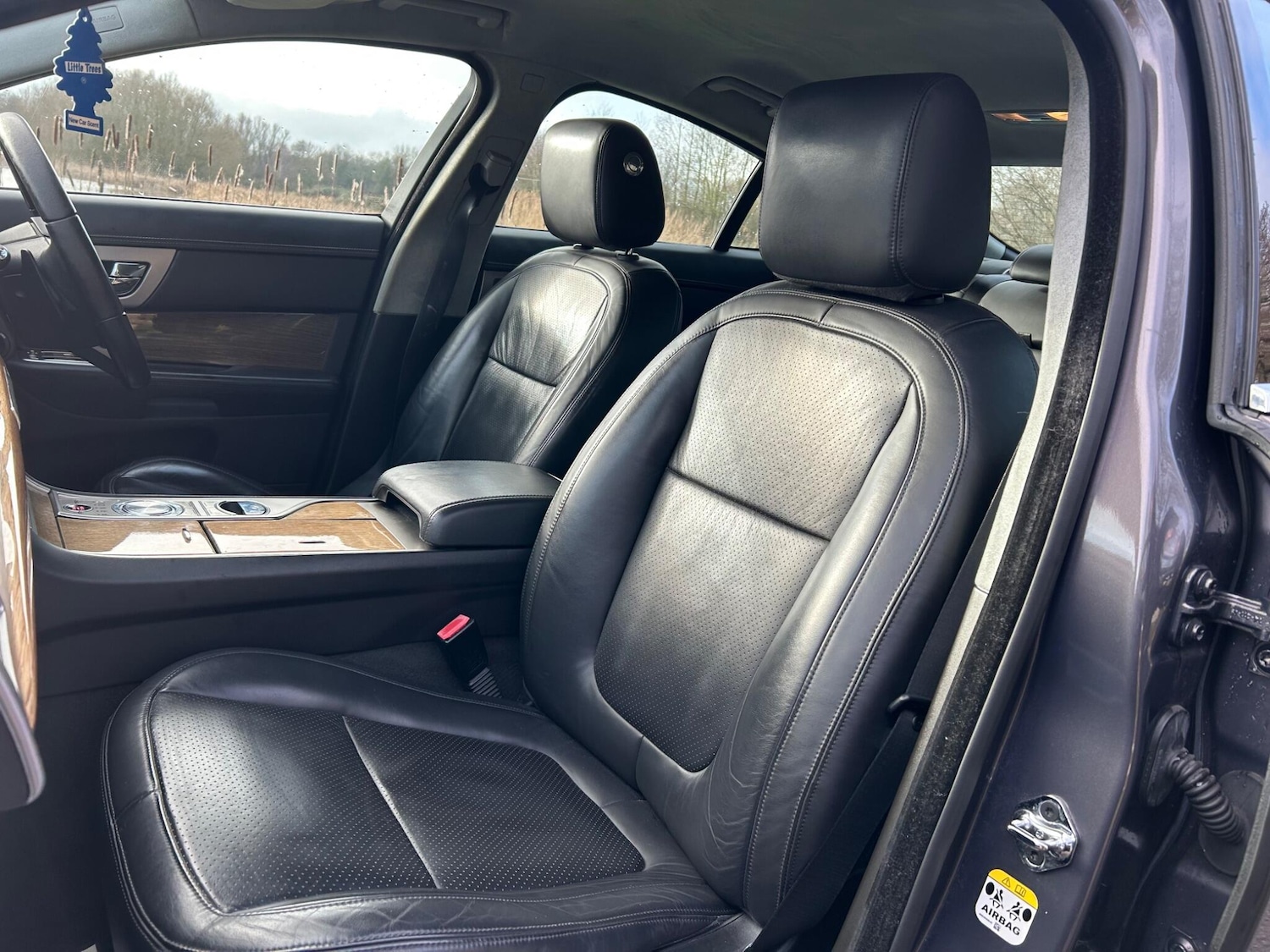 Used Jaguar XF 2010 for sale - 77229294: Photo 22