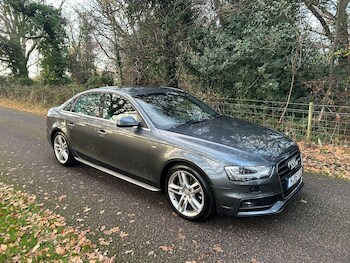 Used Audi A4 2015 for sale - 76573280: Photo