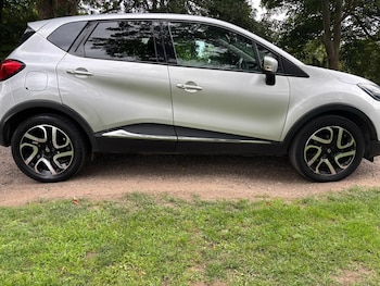 Used Renault Captur 2015 for sale - 75449255: Photo
