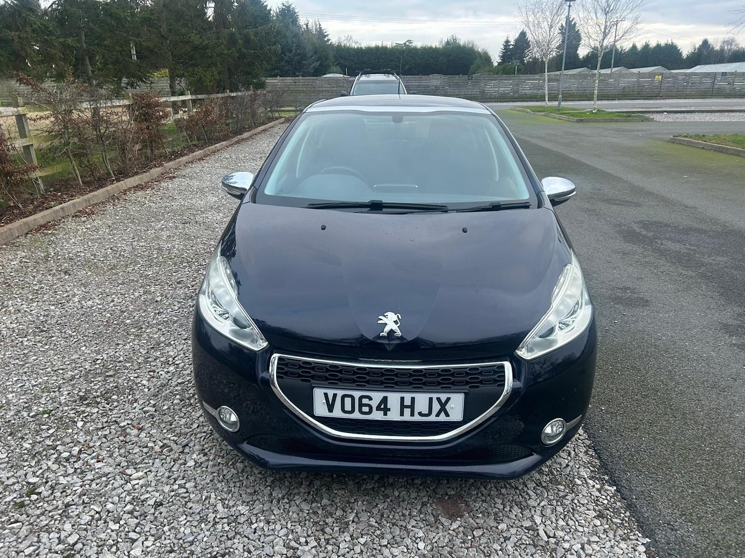 Used Peugeot 208 2014 for sale - 77074035: Photo 5