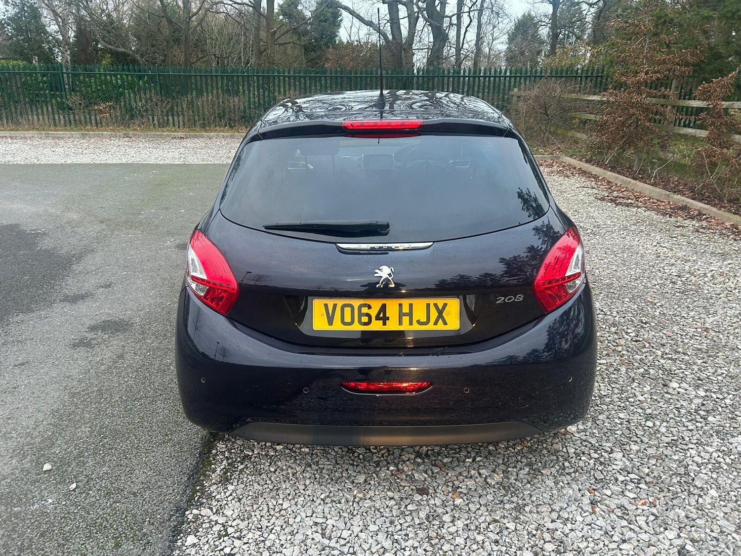 Used Peugeot 208 2014 for sale - 77074035: Photo 9