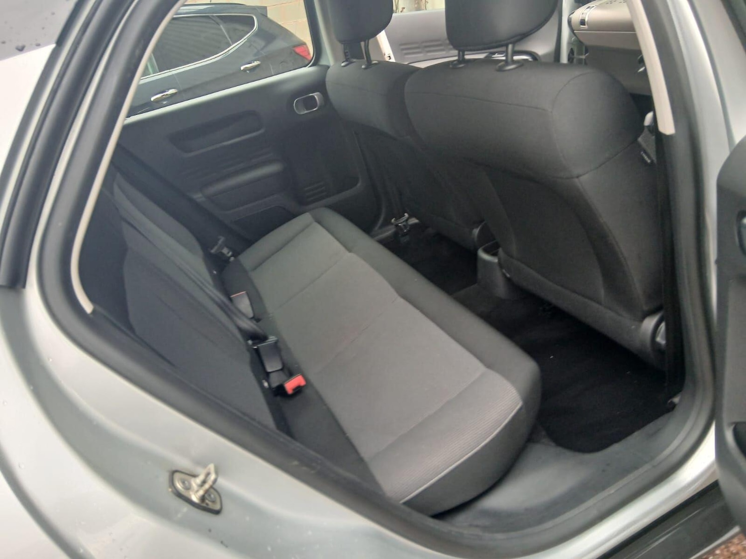 Used Citroen C4 Cactus for sale - 76485125: Photo 15