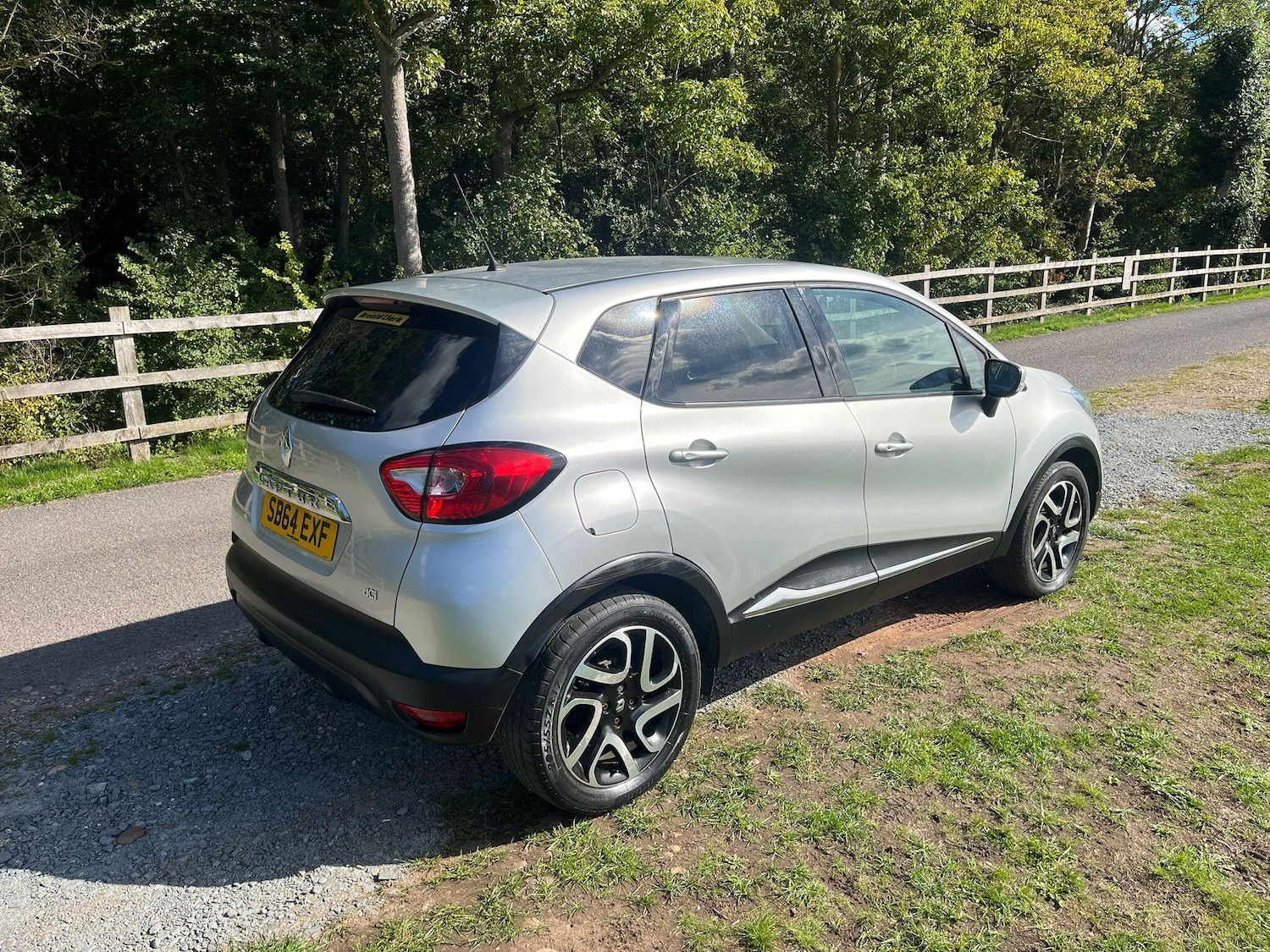 Used Renault Captur 2015 for sale - 76988027: Photo 14