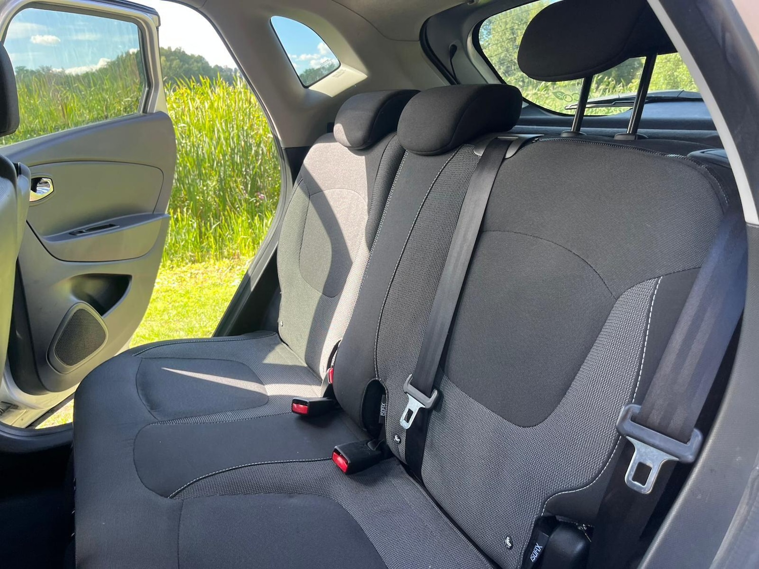 Used Renault Captur 2015 for sale - 76988027: Photo 28