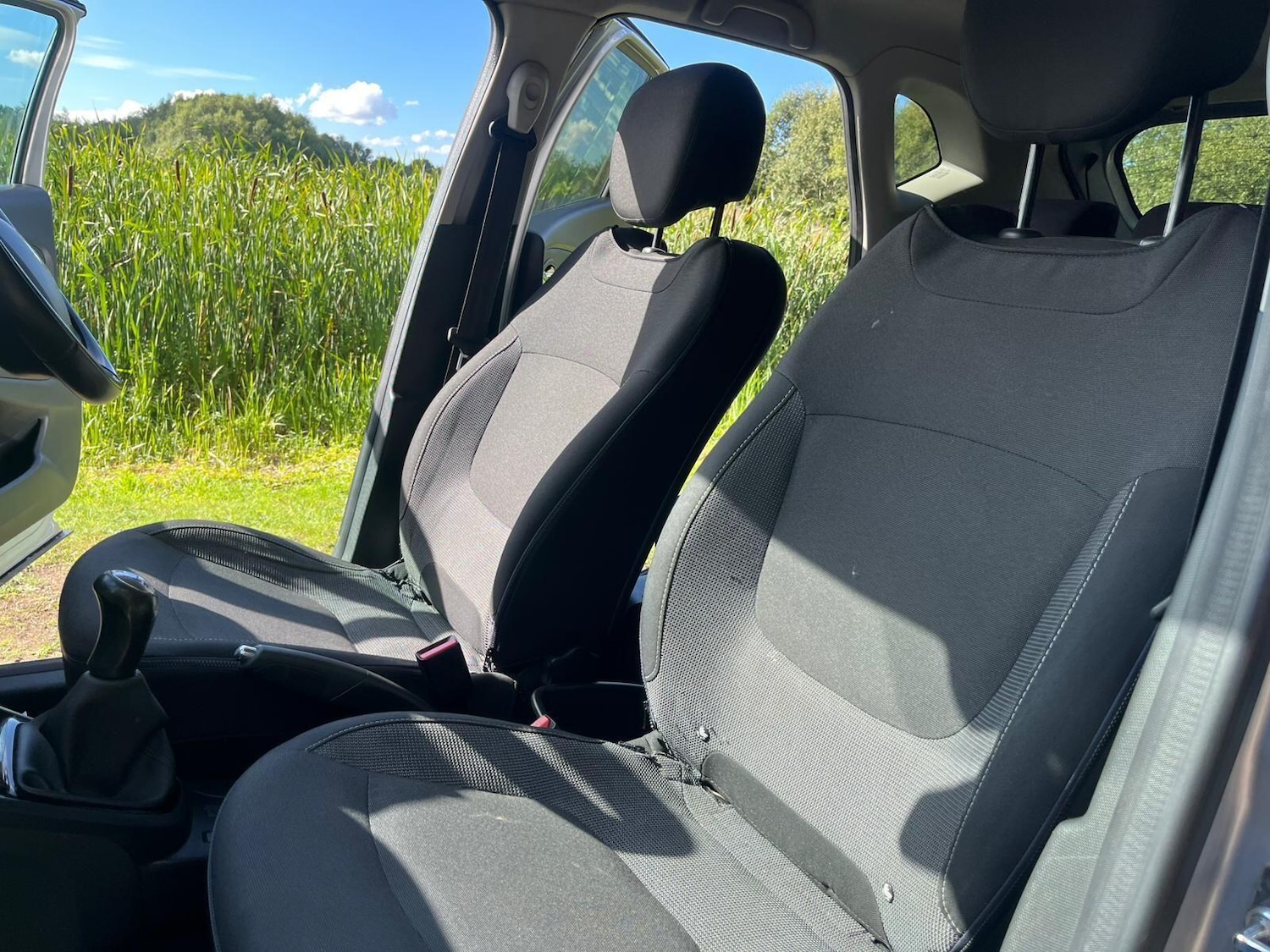 Used Renault Captur 2015 for sale - 76988027: Photo 30