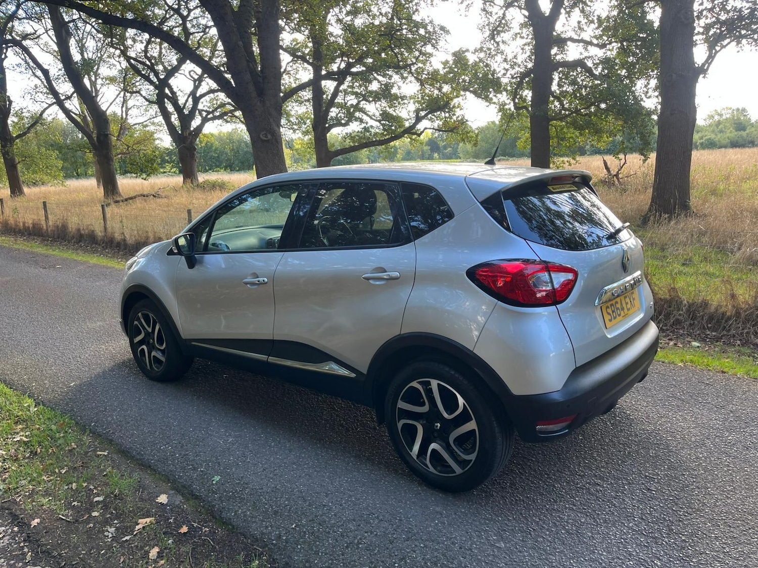 Used Renault Captur 2015 for sale - 76988027: Photo 6