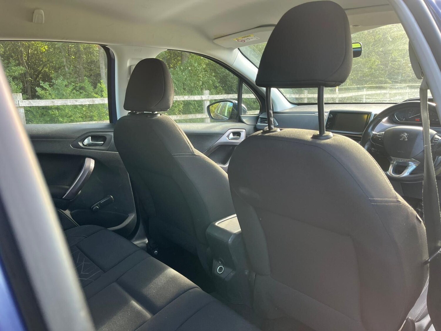 Used Peugeot 2008 2014 for sale - 76032592: Photo 19