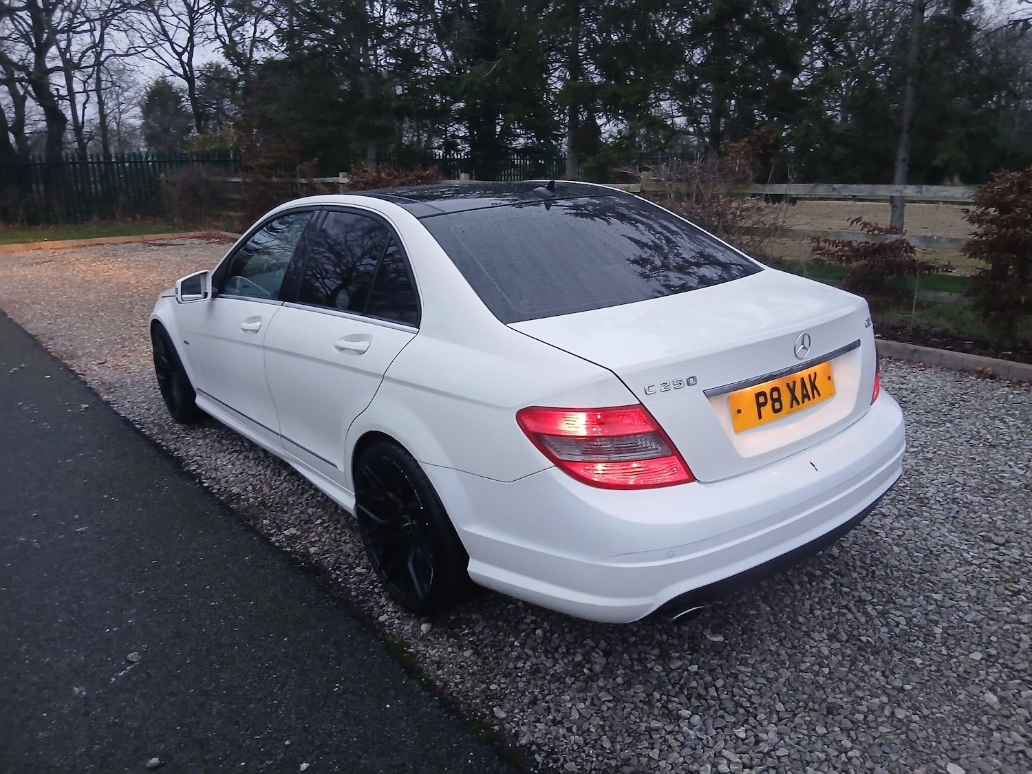 Used Mercedes-Benz C Class 2011 for sale - 77109079: Photo 5