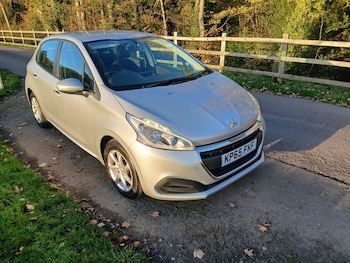 Used Peugeot 208 2015 for sale - 76613408: Photo