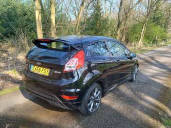 Used Ford Fiesta 2016 for sale - 74957414: Photo