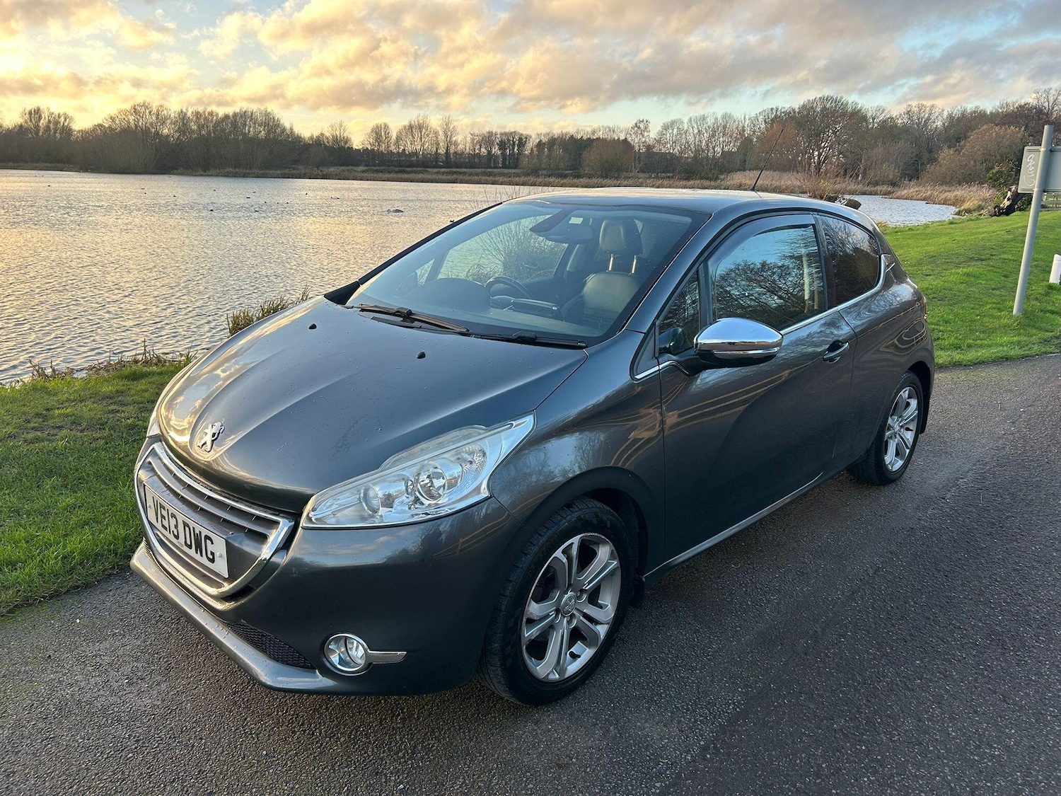Used Peugeot 208 2013 for sale - 76913530: Photo 1
