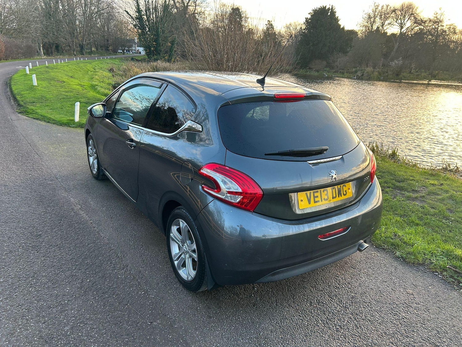 Used Peugeot 208 2013 for sale - 76913530: Photo 15
