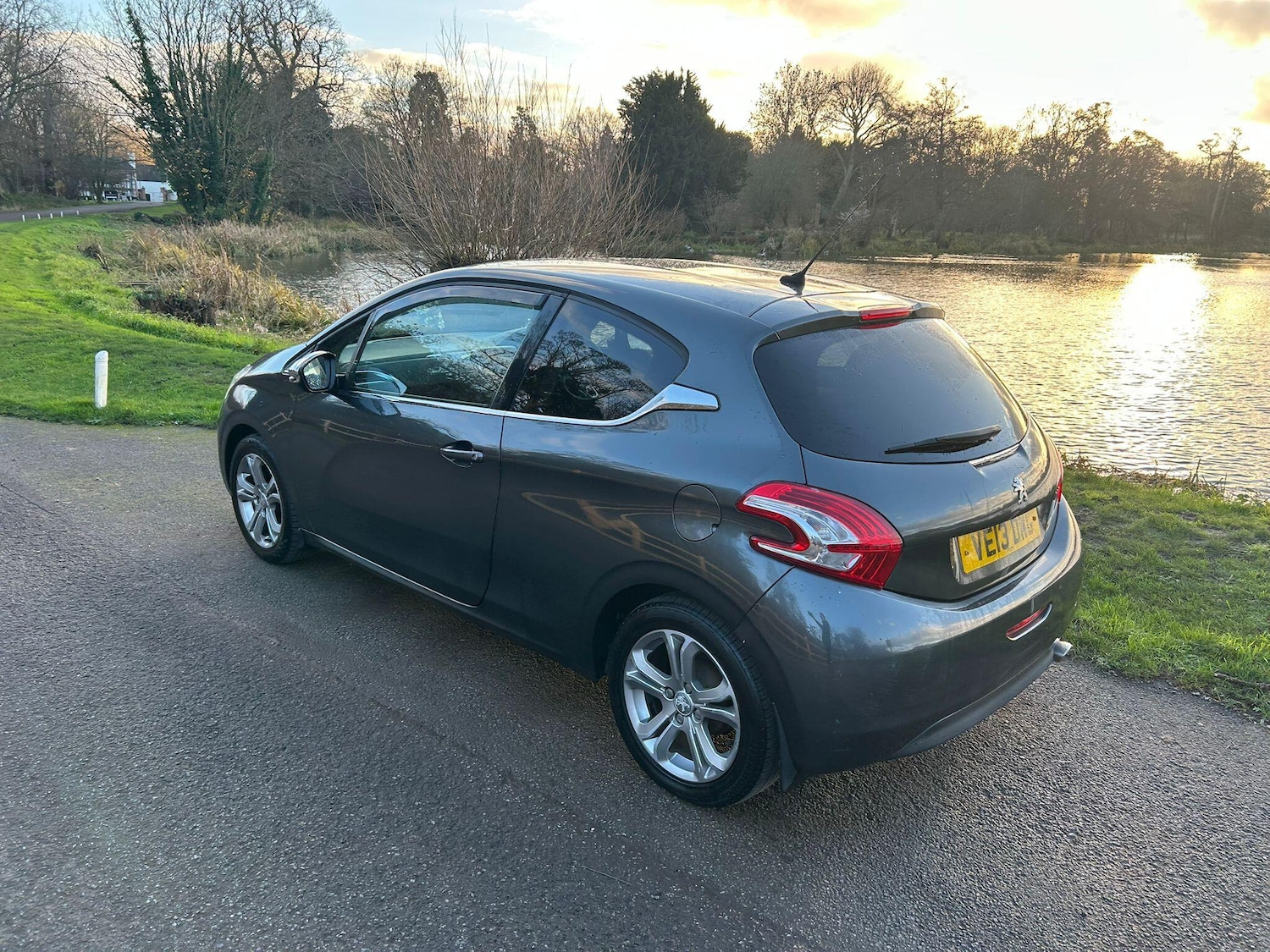 Used Peugeot 208 2013 for sale - 76913530: Photo 17