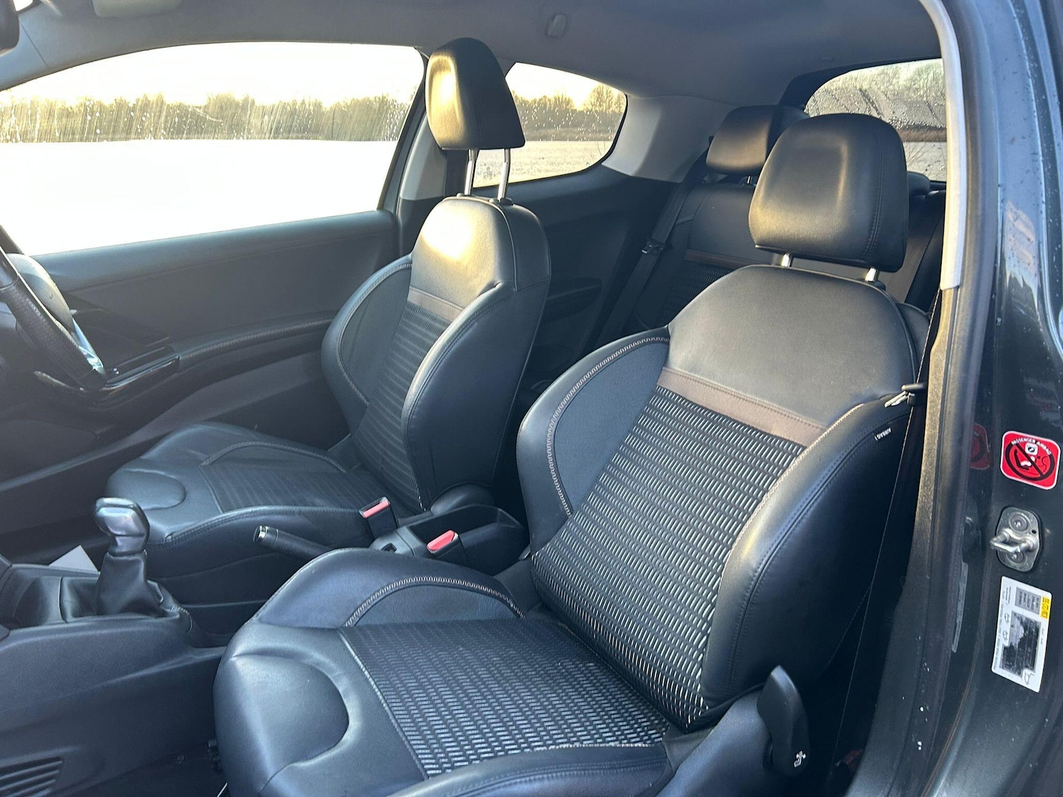 Used Peugeot 208 2013 for sale - 76913530: Photo 19