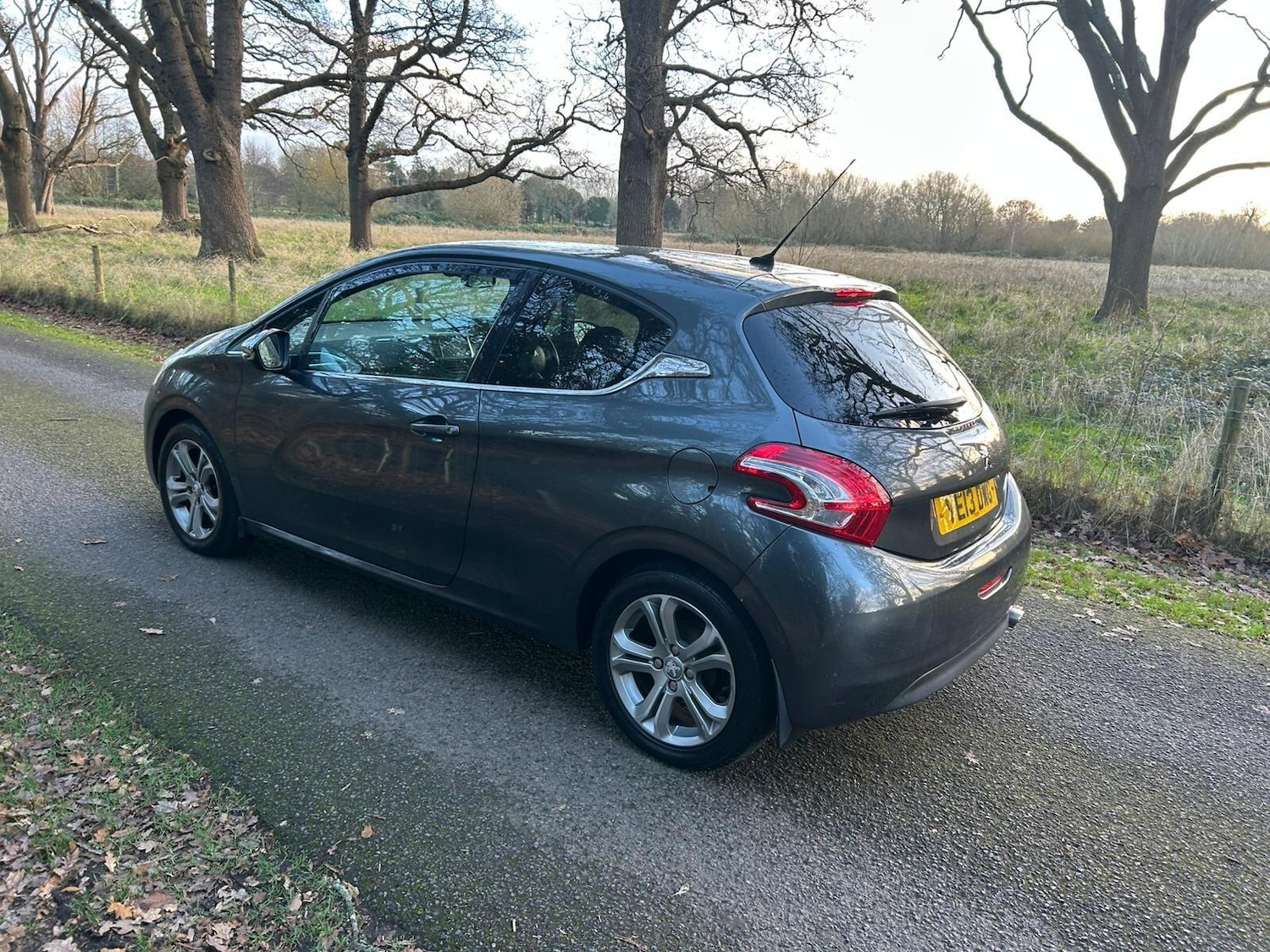 Used Peugeot 208 2013 for sale - 76913530: Photo 7