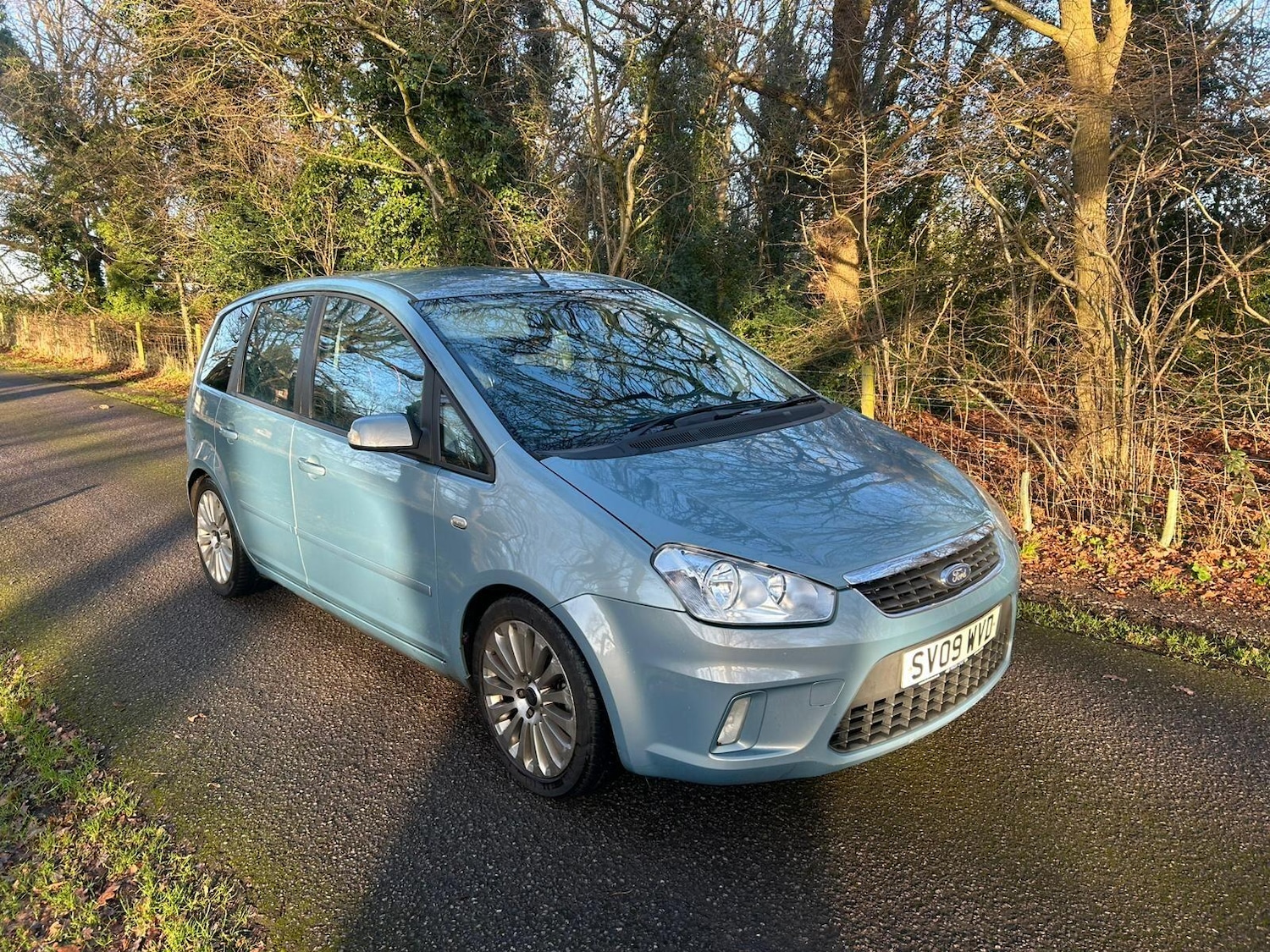 Used Ford C-Max 2009 for sale - 77091876: Photo 4