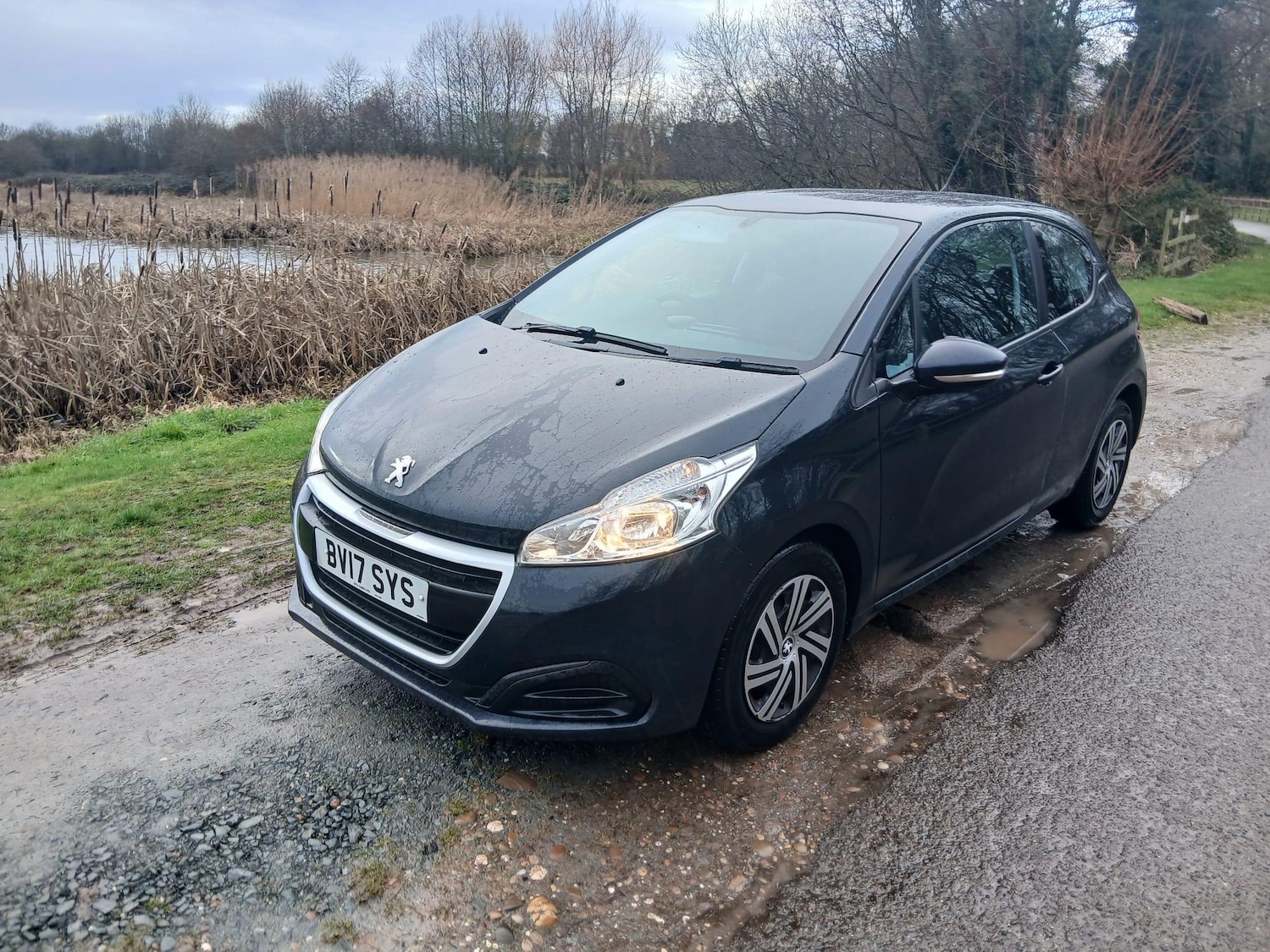 Used Peugeot 208 2017 for sale - 77396350: Photo 11