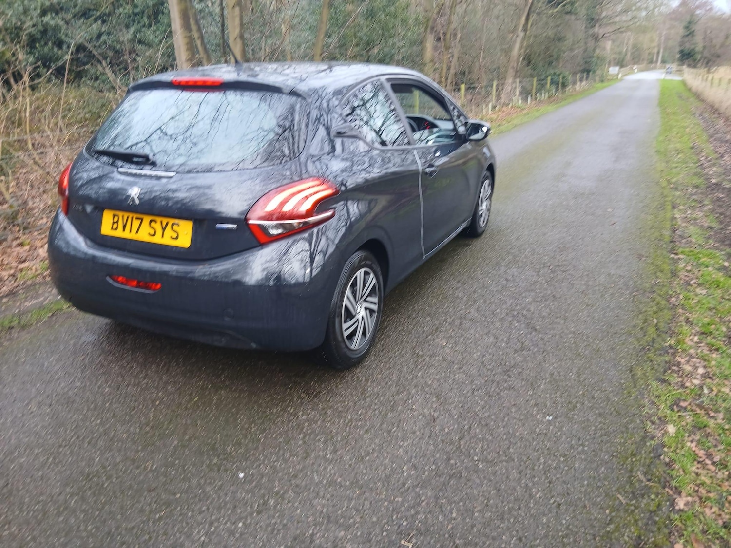 Used Peugeot 208 2017 for sale - 77396350: Photo 7