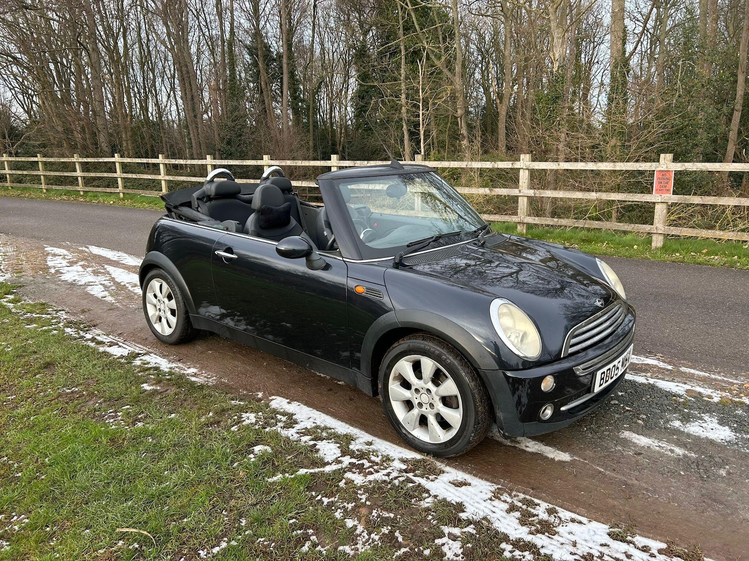 Used MINI Convertible 2005 for sale - 77120740: Photo 21