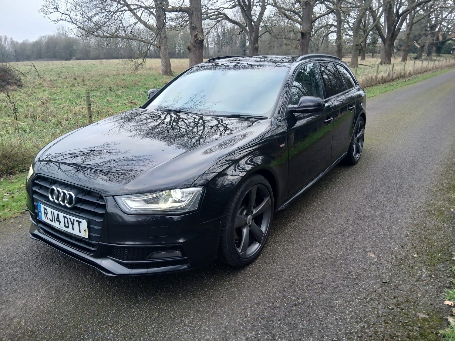 Used Audi A4 2014 for sale - 77376819: Photo 3