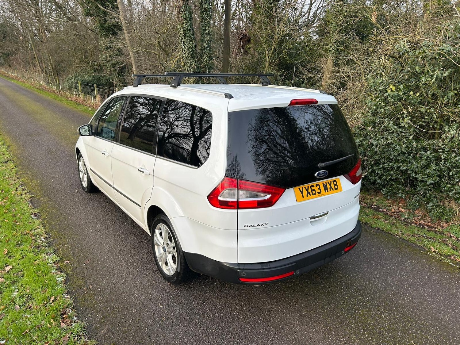 Used Ford Galaxy 2013 for sale - 77120739: Photo 3