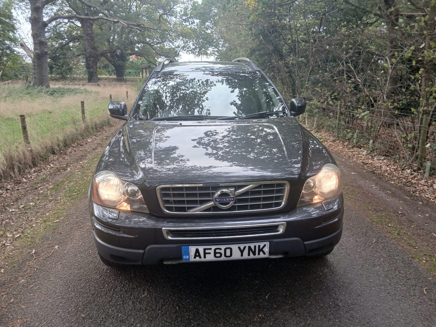 Used Volvo XC90 2010 for sale - 76136466: Photo 2